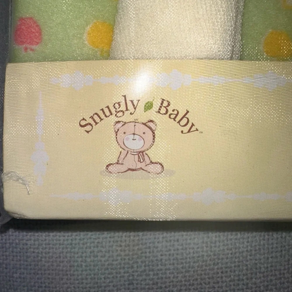 NOS 2011 Unisex Baby Snugly Baby 6 Piece Gift Set Newborn Green Apples/Birds